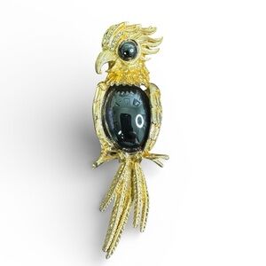 Vintage Gold and Black Parrot Brooch Cabochon Stone Body